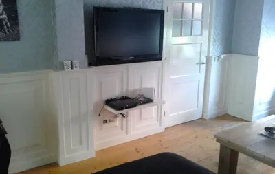 Lambrisering in woonkamer