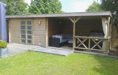 Overkapping met opbergruimte